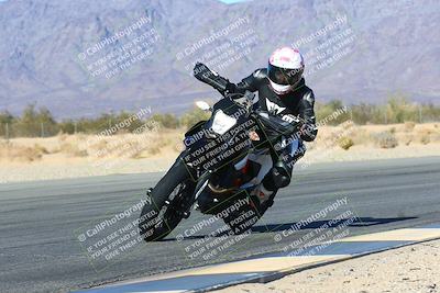 media/Jan-08-2022-SoCal Trackdays (Sat) [[1ec2777125]]/Turn 6 Inside (1pm)/